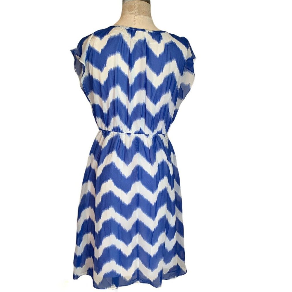AGB Dress Size 6 Blue White Chevron Print - Picture 3 of 6